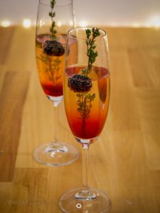 Blackberry Thyme Champagne Cocktail | Brombeer Thymian Champagner Cocktail