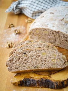 Kastanien-Walnuss Brot | Chestnut & Walnut Bread