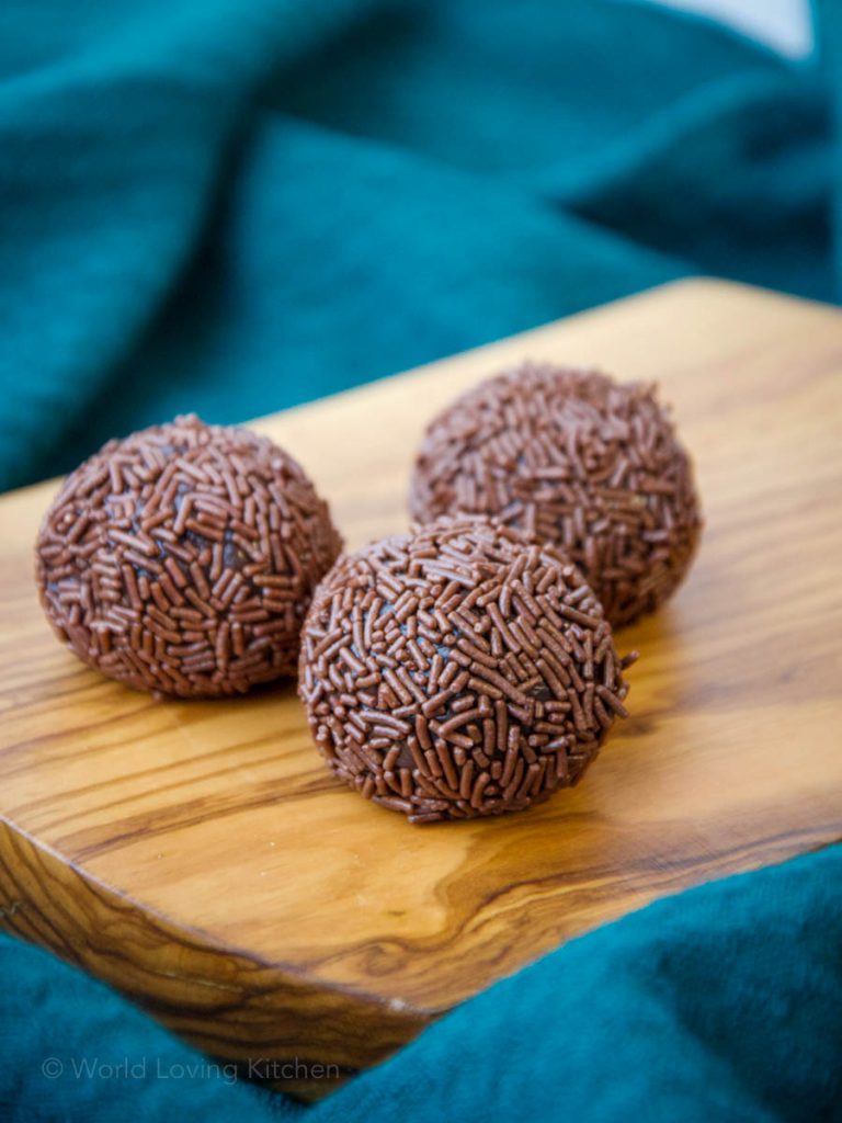 Brigadeiro | Brasilianische Trüffel-Pralinen – World Loving Kitchen