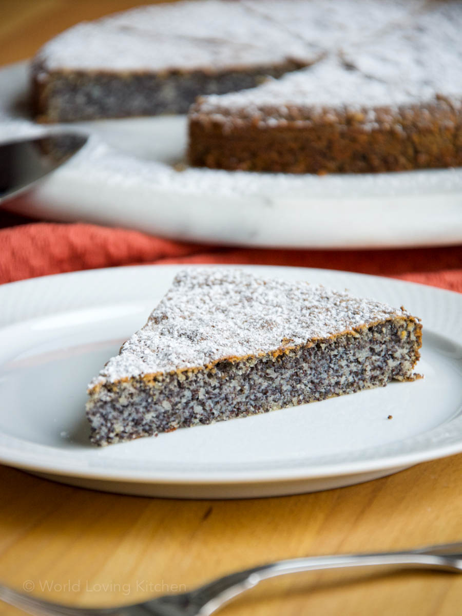 Simple Poppy Seed Cake without Flour | Gluten-Free /// Einfacher Mohnkuchen ohne Mehl - Glutenfrei