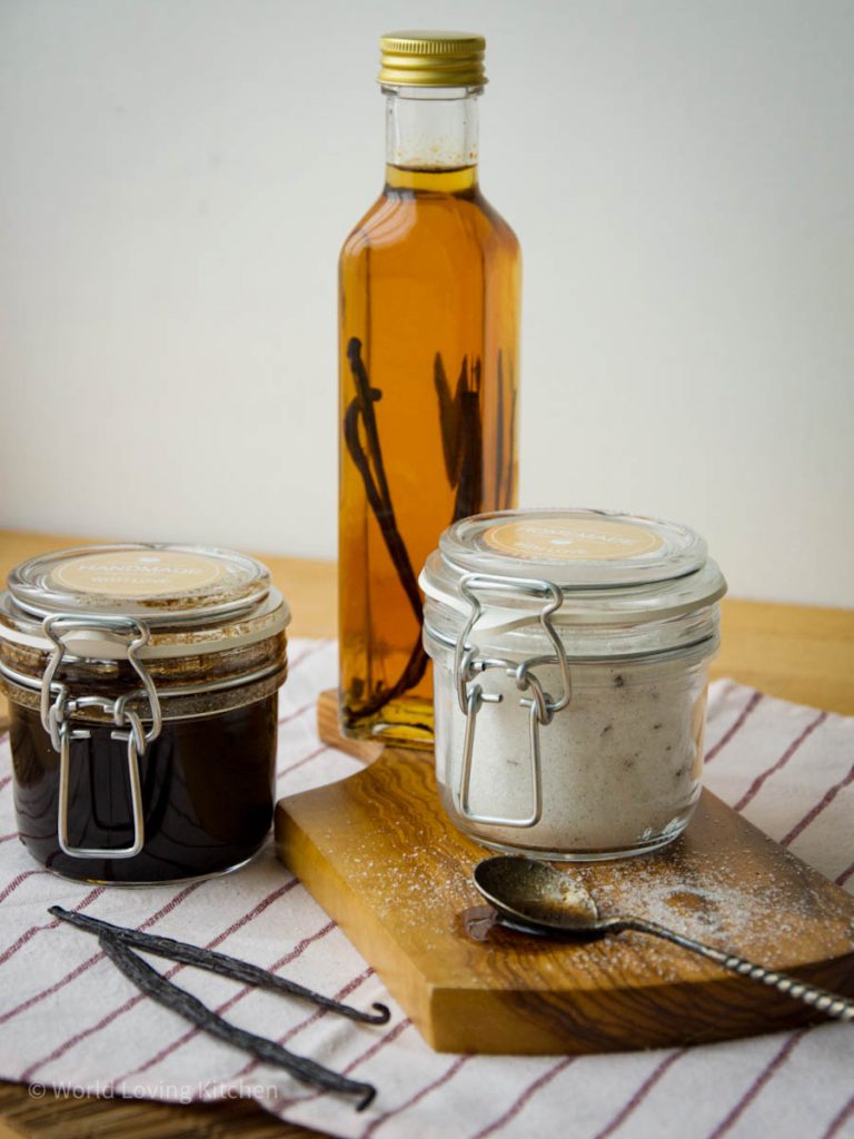Three Ways to Use Vanilla: Easy Recipes for Homemade Vanilla Sugar, Vanilla Bean Paste, and Vanilla Extract /// Drei Möglichkeiten, Vanille zu verwenden: Einfache Rezepte für selbstgemachten Vanillezucker, Vanillepaste und Vanilleextrakt